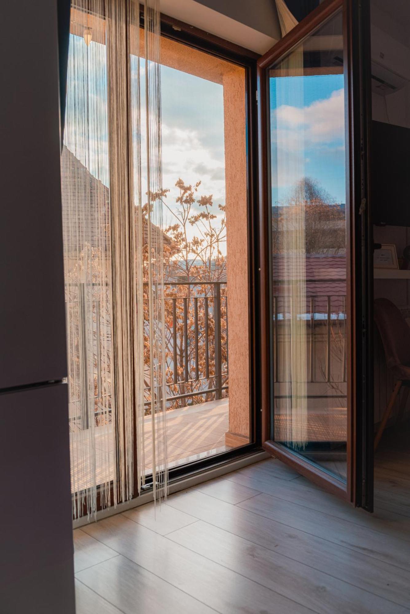 בוקרשט Downtown Apartment Boutique - Blue & Pink מראה חיצוני תמונה