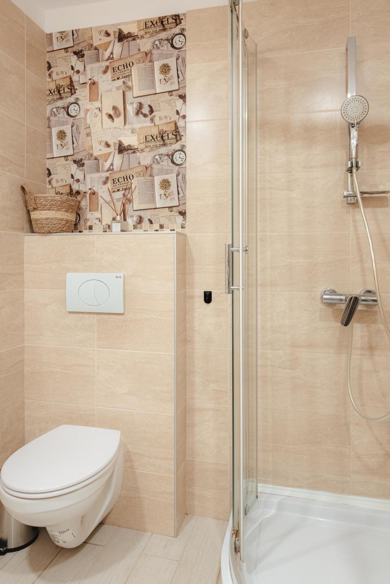 בוקרשט Downtown Apartment Boutique - Blue & Pink מראה חיצוני תמונה